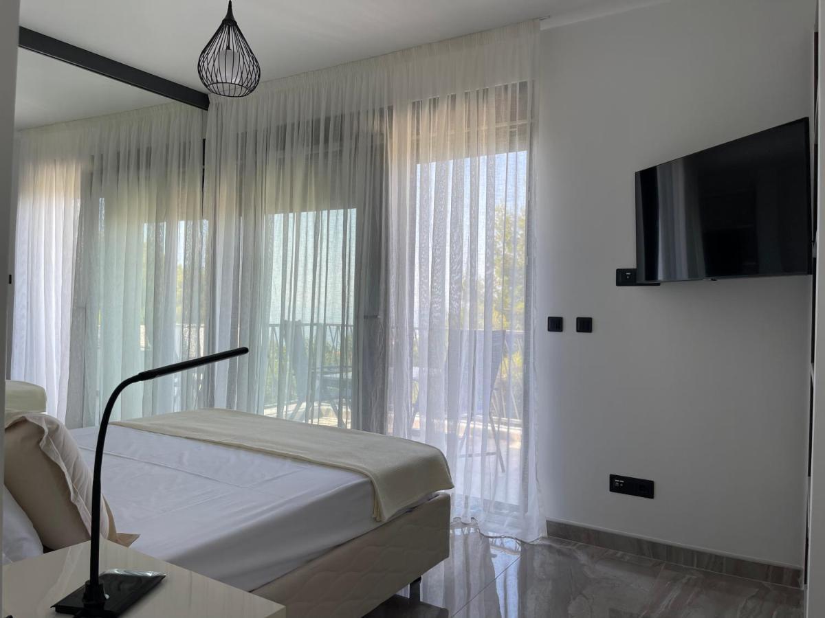 Villa Pine Bar Luaran gambar