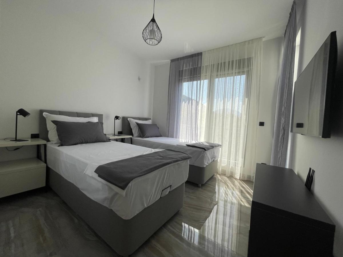 Villa Pine Bar Luaran gambar