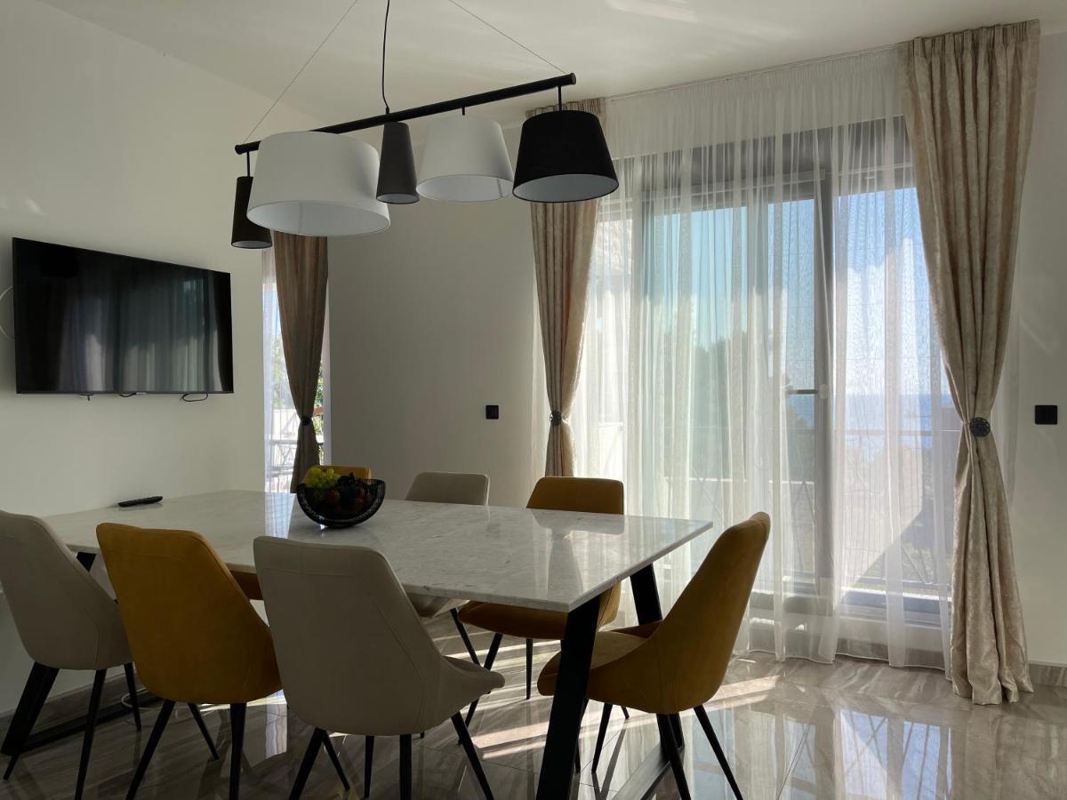 Villa Pine Bar Luaran gambar